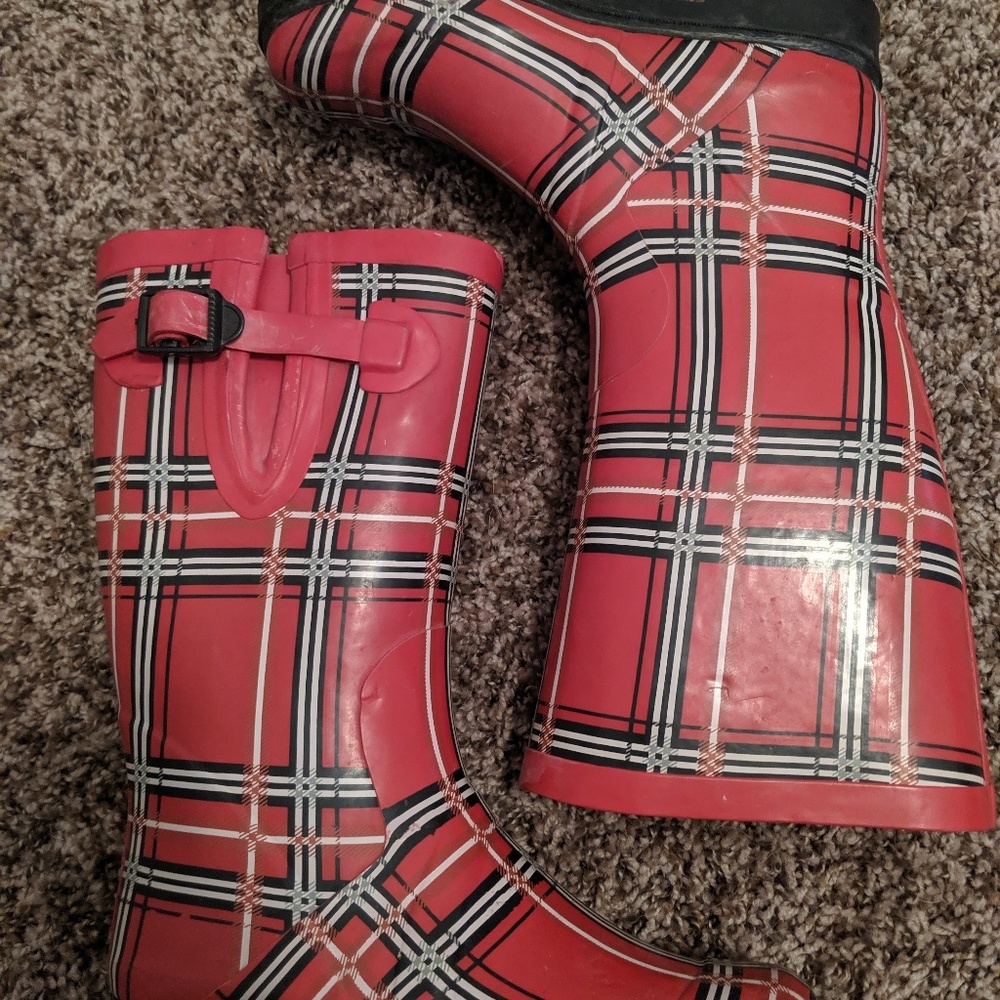 Women's Size 6 Tartan Rain boots